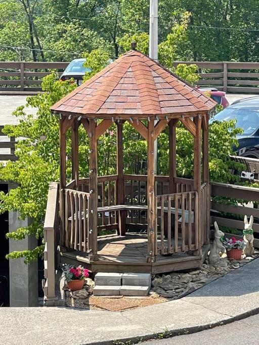 Relaxing Mountain Condo In Gatlinburg With City View ! Zewnętrze zdjęcie